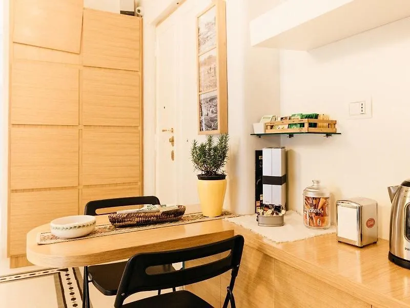 Bed & Breakfast Adriano Augusto Bed and Breakfast Rome