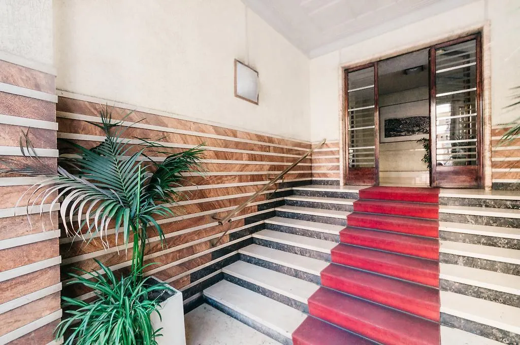 Adriano Augusto Bed and Breakfast Rome 5*,