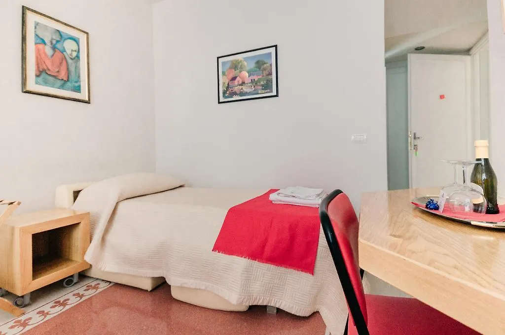 Bed & Breakfast Adriano Augusto Bed and Breakfast Rome